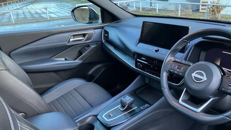 Nissan Qashqai 1.3 DiG-T MH 158 Tekna 5dr Xtronic Petrol Hatchback